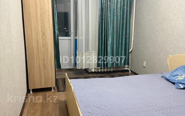 3-комнатная квартира · 95 м² · 12/15 этаж, Шакарима за 250 000 ₸ в Семее — фото 8