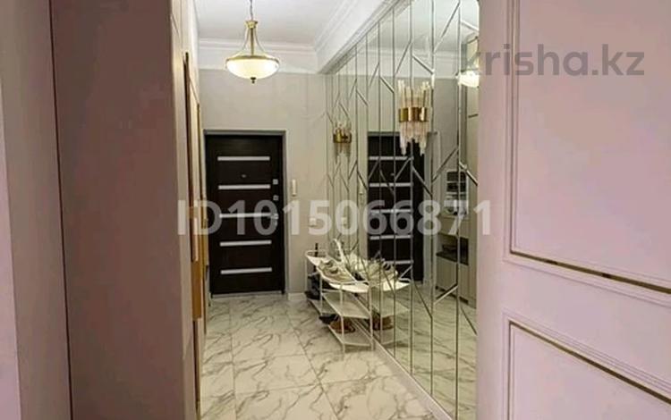 10-бөлмелі пәтер · 800 м² · 7/7 қабат, 17-ш/а. 8, бағасы: 150 000 ₸ в Актау, 17-й мкр — фото 9