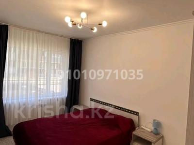 2-комнатная квартира · 49 м² · 1/9 этаж, Райымбек батыра 275 за 250 000 ₸ в 