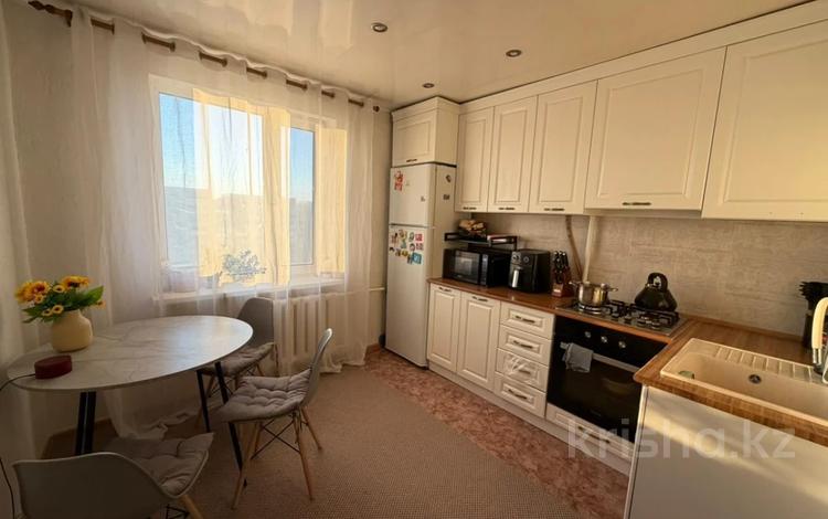 2-комнатная квартира · 51.7 м² · 9/9 этаж, Абая 26 за 22 млн ₸ в Костанае — фото 2