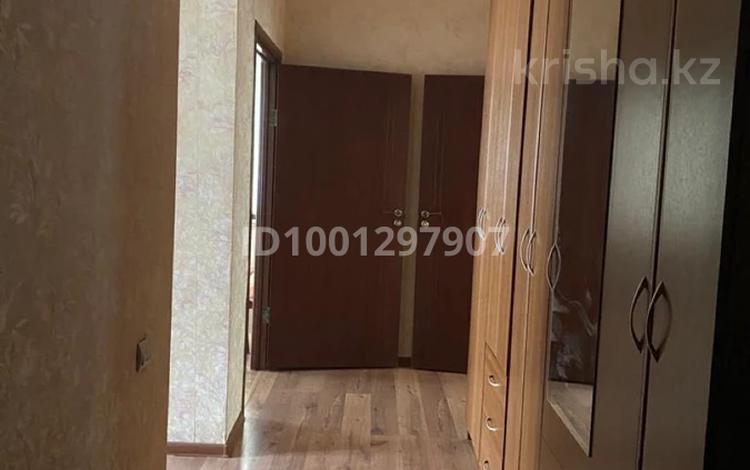 2-бөлмелі пәтер · 75 м² · 4/9 қабат, Микрорайон Алтын Ауыл 6, бағасы: 230 000 ₸ в Каскелене — фото 2