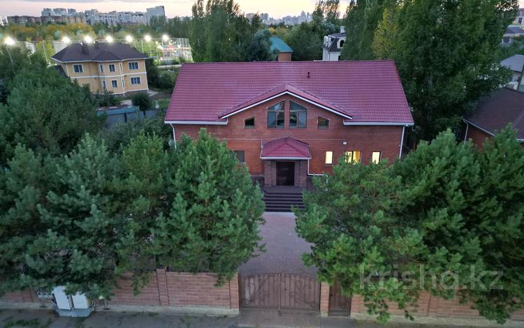 Отдельный дом · 8 комнат · 550 м² · 15 сот., Vip калашык — Майлина за 220 млн ₸ в Астане, Алматы р-н — фото 24
