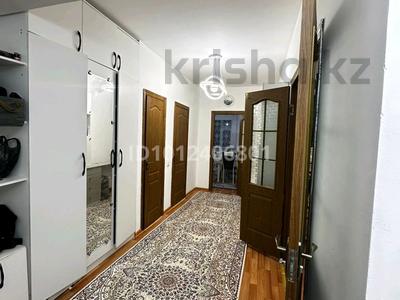 3-комнатная квартира · 74 м² · 2/5 этаж, ул. Байтерек 81 за 150 000 ₸ в 