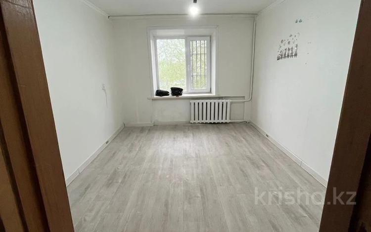 3-бөлмелі пәтер · 82.1 м² · 3/5 қабат, Камзина 8, бағасы: 20.5 млн ₸ в Павлодаре — фото 9