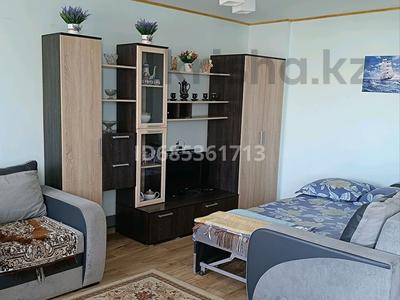 1-комнатная квартира · 35 м², 5 мкр — Арбат, супер макрет Идеал за 10 000 〒 в Атырау, мкр Привокзальный-5