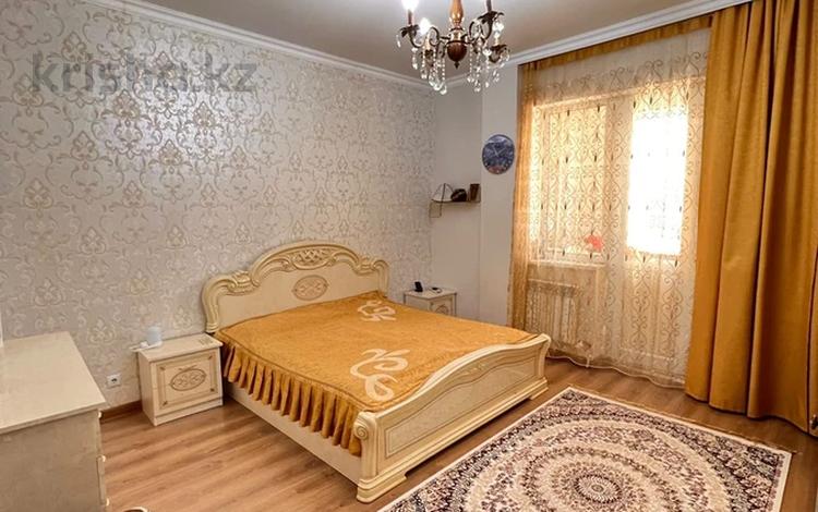 3-комнатная квартира · 123 м² · 10/12 этаж, Акмешит 9 за 63 млн ₸ в Астане, Есильский р-н — фото 3