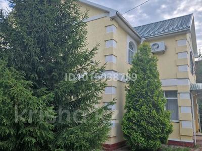 Отдельный дом · 5 комнат · 300 м² · 10.5 сот., Самал 1 за 100 млн ₸ в Уральске