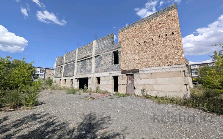 Магазины и бутики · 1000 м² за 100 млн ₸ в Караганде, Алихана Бокейханова р-н — фото 3