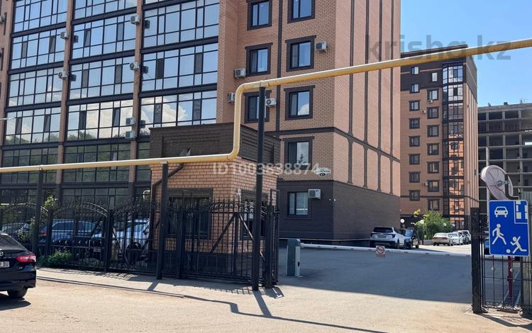 3-комнатная квартира · 115.5 м² · 9/10 этаж, Вокзальная 4/1 за 46.6 млн 〒 в Уральске — фото 2