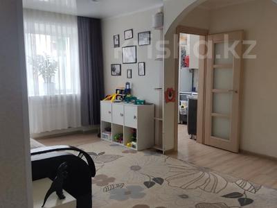 4-бөлмелі пәтер, 74 м², 2/4 қабат, Аль-Фараби 95, бағасы: 26.9 млн 〒 в Костанае