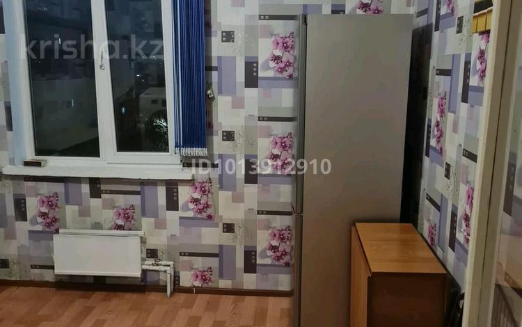 1-комнатная квартира · 42 м² · 5/6 этаж, мкр Кокжиек 5 за 165 000 ₸ в Алматы, Жетысуский р-н — фото 2