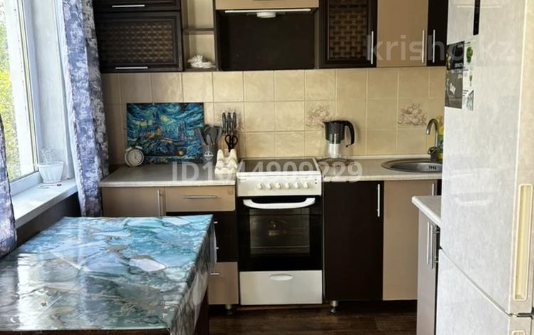 1-комнатная квартира · 30 м² · 3/5 этаж, Михаэлиса 19 за 13.5 млн ₸ в Усть-Каменогорске — фото 2