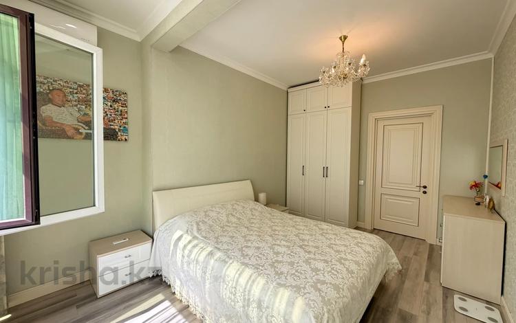 4-бөлмелі пәтер · 130 м² · 2/9 қабат, Айтеке би, бағасы: 86 млн ₸ в Астане, Нура р-н — фото 2