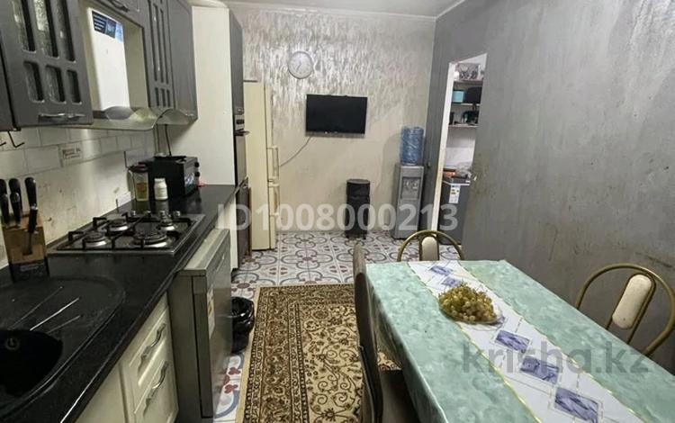 Отдельный дом · 2 комнаты · 75 м² · 4 сот., Абылай хан 43 — Магазин Нұрасыл за 16.5 млн 〒 в Уральске — фото 2