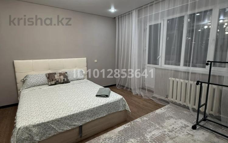 1-бөлмелі пәтер · 40 м² · 3/5 қабат, Курмангазы 168, бағасы: 10 000 ₸ в Уральске — фото 2