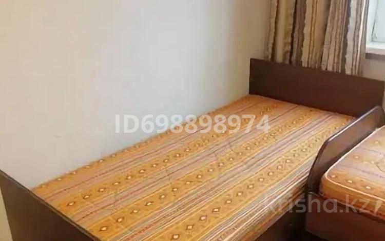 1 бөлме · 14 м², бульвар Гагарина 36, бағасы: 115 000 ₸ в Усть-Каменогорске — фото 2