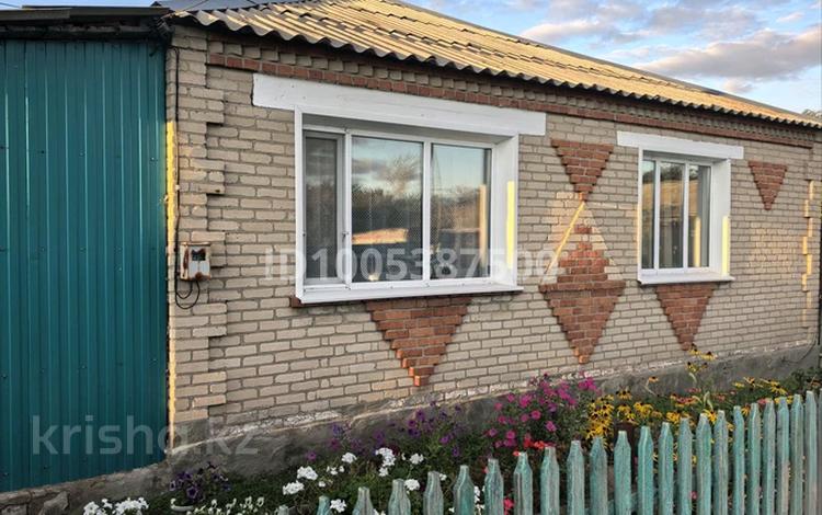 Отдельный дом · 5 комнат · 110 м² · 80 сот., Медицинская 8 — Район больницы за 9 млн 〒 в Сарыколе — фото 2