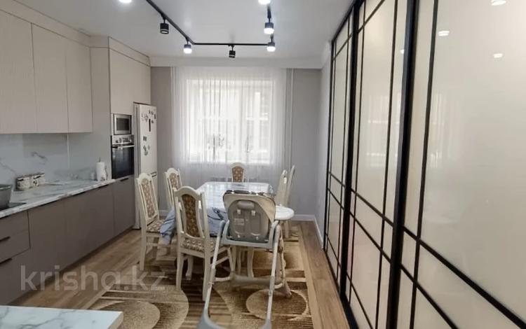 4-комнатная квартира · 106 м² · 2/9 этаж, Мухтара Ауэзова 189/13 за 65 млн ₸ в Кокшетау — фото 2
