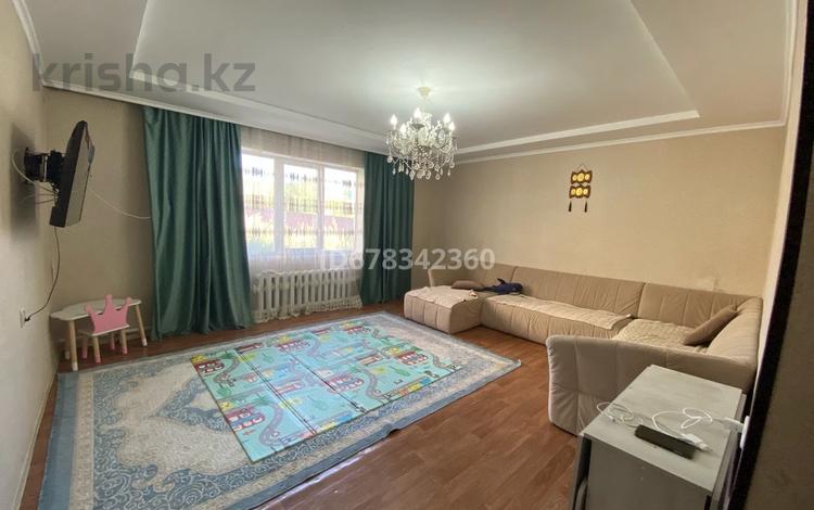 Отдельный дом · 3 комнаты · 120 м² · 120 сот., Момышулы 12/2 — Молдагуловой за 35 млн ₸ в Усть-Каменогорске — фото 2