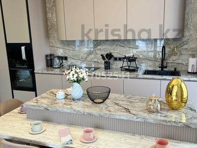 Аренда квартир в Карагандинской обл.: 2-комнатная квартира · 80 м² · 7/10 этаж · помесячно, мкр Юго-Восток, Ашимова 17 за 450 000 〒 2-комнатная квартира · 80 м² · 7/10 этаж · помесячно, мкр Юго-Восток, Ашимова 17 за 450 000 〒 в Караганде, Казыбек би р-н