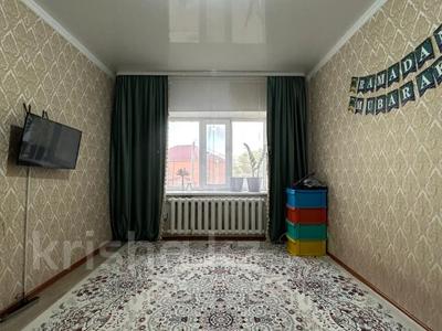 2-комнатная квартира · 43 м² · 2/5 этаж, мкр 11, Переулок Алыс за ~ 8.3 млн ₸ в Актобе