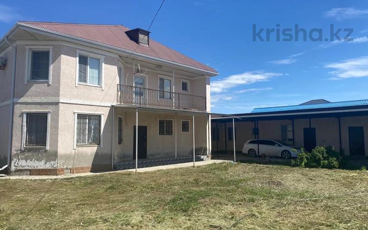 Жеке үй · 5 бөлме · 300 м² · 9 сот., мкр Жулдыз, Мукали батыра, бағасы: 35 млн ₸ в Атырау — фото 2