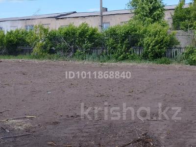 Участок · 9 соток, Ыбырая Алтынсарина 1 — Расположен рядом с магазином Пит стоп за 3.5 млн 〒 в Акколе