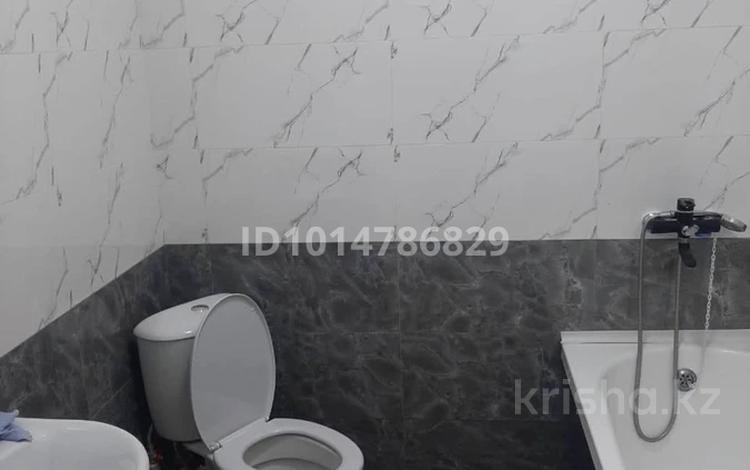 2-комнатная квартира · 70 м² · 2/9 этаж, Нажимеденова 27 за 280 000 ₸ в Астане, Алматы р-н — фото 2