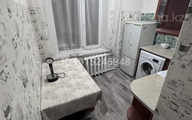 1-бөлмелі пәтер · 32 м² · 3/5 қабат, Бауыржана Момышұлы 15, бағасы: 7.3 млн ₸ в Аксу — фото 2