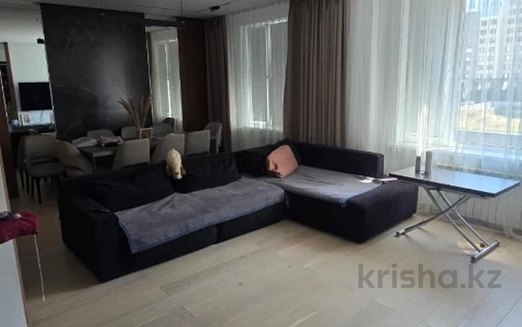 4-бөлмелі пәтер · 143 м² · 3/7 қабат, Туркестан 18, бағасы: 1.2 млн ₸ в Астане, Есильский р-н — фото 2