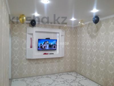 2-комнатная квартира · 55 м² · 2/5 этаж, мкр 4 12 за 25 млн ₸ в Уральске