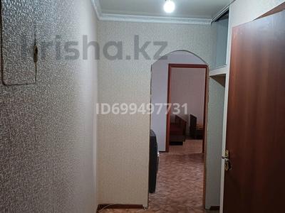 2-комнатная квартира · 44.2 м² · 2/4 этаж, Ауэзова 53 — Магазин Апрель за 8.5 млн ₸ в Аксу
