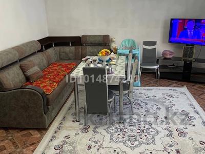 Жеке үй · 4 бөлме · 100 м² · 6 жүзд., 2 пер С.Разина 5 5, бағасы: 26 млн ₸ в Таразе