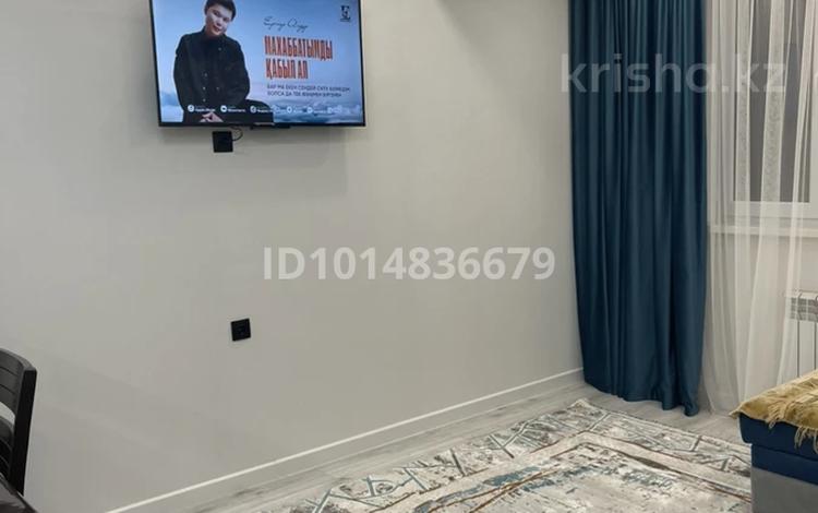 2-комнатная квартира · 56 м² · 2/5 этаж, мкр Думан-2, Халиуллина за 250 000 ₸ в Алматы, Медеуский р-н — фото 2