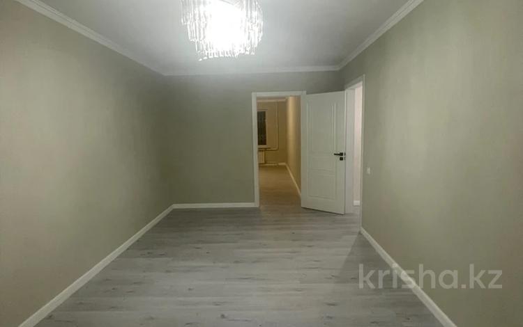 2-комнатная квартира, 45 м², 2/5 этаж, мкр Орбита-1 18