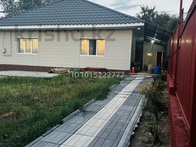 Отдельный дом · 2 комнаты · 80 м² · 3.75 сот., Солнечная за 250 000 ₸ в Боралдае (Бурундай)