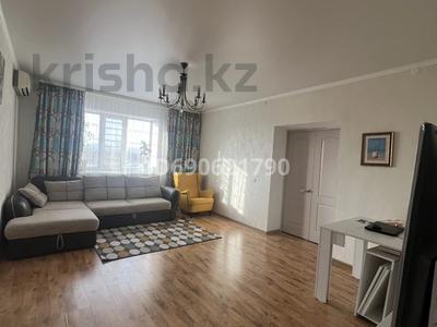 2-бөлмелі пәтер, 70 м², 5/5 қабат, Абылай хана 55, бағасы: 26 млн 〒 в Астане, Алматы р-н