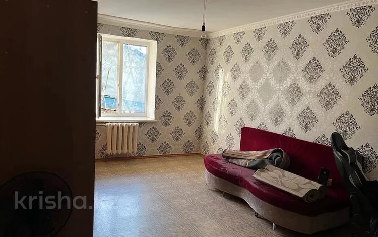 1-комнатная квартира, 37 м², 2/5 этаж помесячно, Каблиса жырау 213 за 90 000 〒 в Талдыкоргане — фото 2