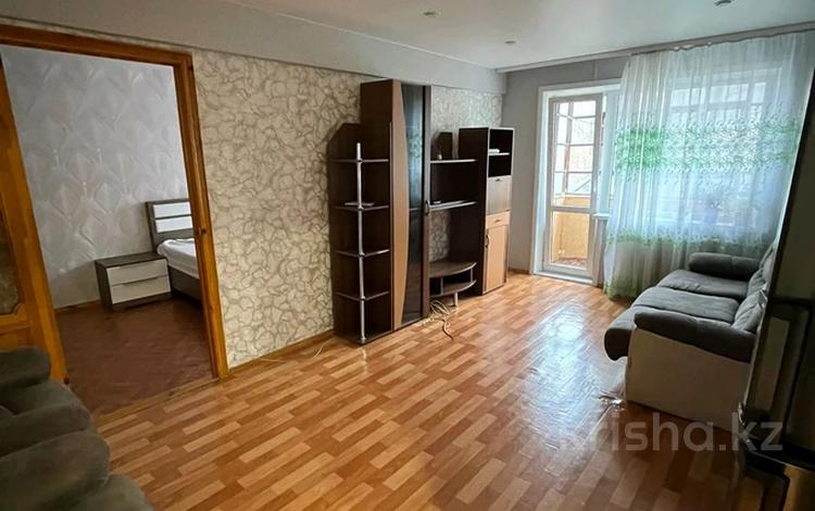 2-бөлмелі пәтер · 45 м² · 2/5 қабат, Казахстан 98, бағасы: 16 млн ₸ в Усть-Каменогорске — фото 2