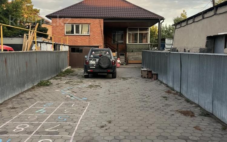 Жеке үй · 4 бөлме · 220 м² · 8 жүзд., Жаңа қала ш/а., Космонавтов 74, бағасы: 47 млн ₸ в Караганде, Казыбек би р-н — фото 2