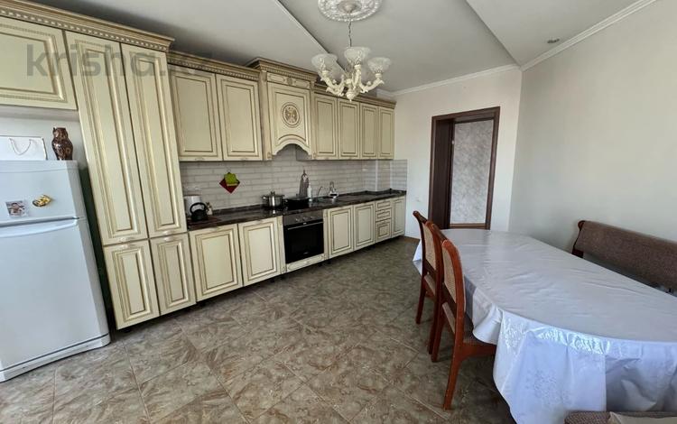 2-комнатная квартира · 79.5 м² · 5/15 этаж, Шакарима 60 за 34.4 млн ₸ в Семее — фото 2