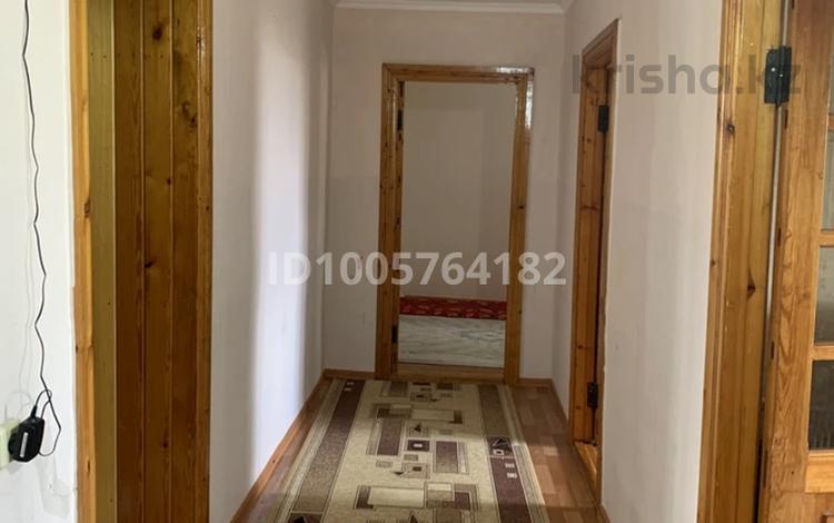 4-бөлмелі пәтер · 88.2 м² · 4/5 қабат, Н.Назарбаева 160 — Рядом с Пединститутом.Сирезным людям торг, бағасы: 24.5 млн ₸ в Уральске — фото 2