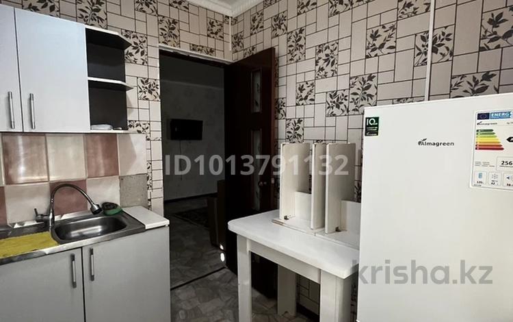 2-комнатная квартира · 42 м² · 5/5 этаж, Абая 50 — Универсам за 120 000 ₸ в  — фото 9