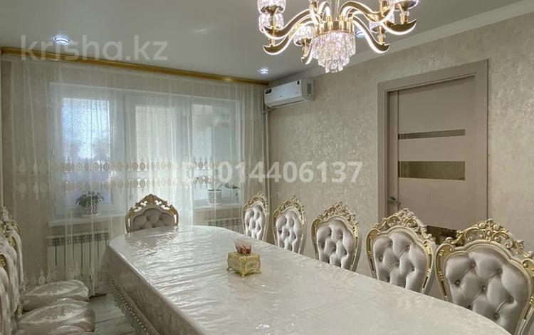 4-комнатная квартира · 80 м² · 4/5 этаж, 17-й микрорайон, 17-шағынаудан 4а — Рыскулова-Шаяхметова за 34 млн ₸ в Шымкенте, Аль-Фарабийский р-н — фото 2