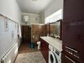 Отдельный дом · 5 комнат · 200 м² · 10 сот., Әлихан Бокейхана 96 за 45 млн ₸ в  — фото 12