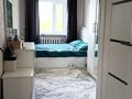 2-комнатная квартира · 45 м² · 5/5 этаж, Майкудук, 12й микрорайон 14 за 11 млн ₸ в Караганде, Алихана Бокейханова р-н — фото 2