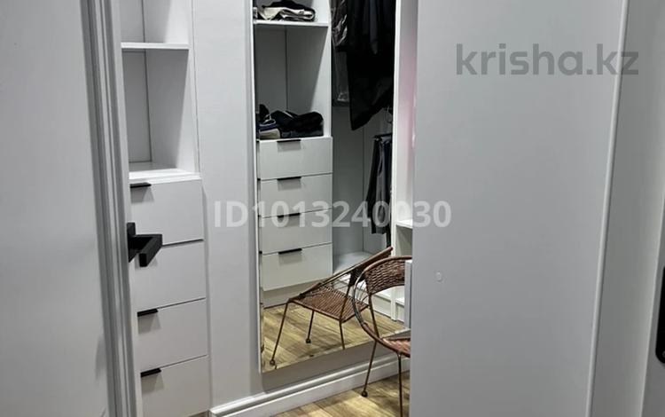 4-бөлмелі пәтер · 136 м² · 8/13 қабат, мкр Акжайык, Сырым батыра 2А — Сырым батыра - Толеметова, бағасы: 110 млн ₸ в Шымкенте, Абайский р-н — фото 2