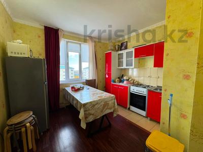 2-бөлмелі пәтер · 57 м² · 5/5 қабат, Сырым Датова 35Б, бағасы: 16.5 млн ₸ в Атырау