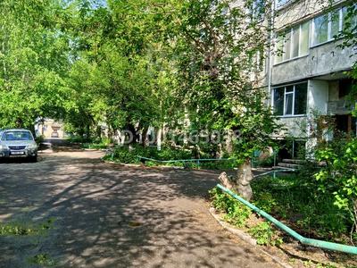 Пәтерлер в Северо-Казахстанской обл.: 2-бөлмелі пәтер · 47 м² · 3/5 қабат, Абая 31 — Маг. Сокол, бағасы: 19.6 млн 〒 2-бөлмелі пәтер · 47 м² · 3/5 қабат, Абая 31 — Маг. Сокол, бағасы: 19.6 млн 〒 в Петропавловске