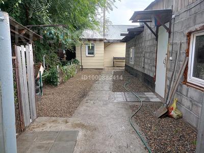 Отдельный дом · 3 комнаты · 70 м² · 6 сот., Калинина 20 — Красина за 14.8 млн 〒 в Усть-Каменогорске